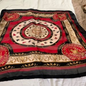 Beautiful and colorful scarf for any event